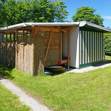 Refugio Del Campsite